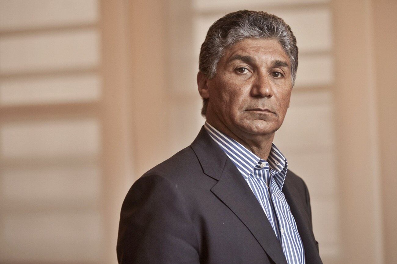 Digite a legenda da foto aqui