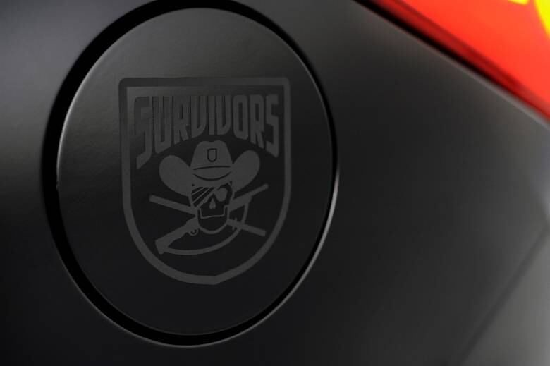 Quem não acompanha a série pode não entender, mas os fãs que comprarem o carro poderão escolher kits de personalização específicos das quatro facções da série: Sobreviventes, Colônia do Alto Morro, Salvadores e Reinado

Saiba tudo sobre carros! acesse www.r7.com/carros