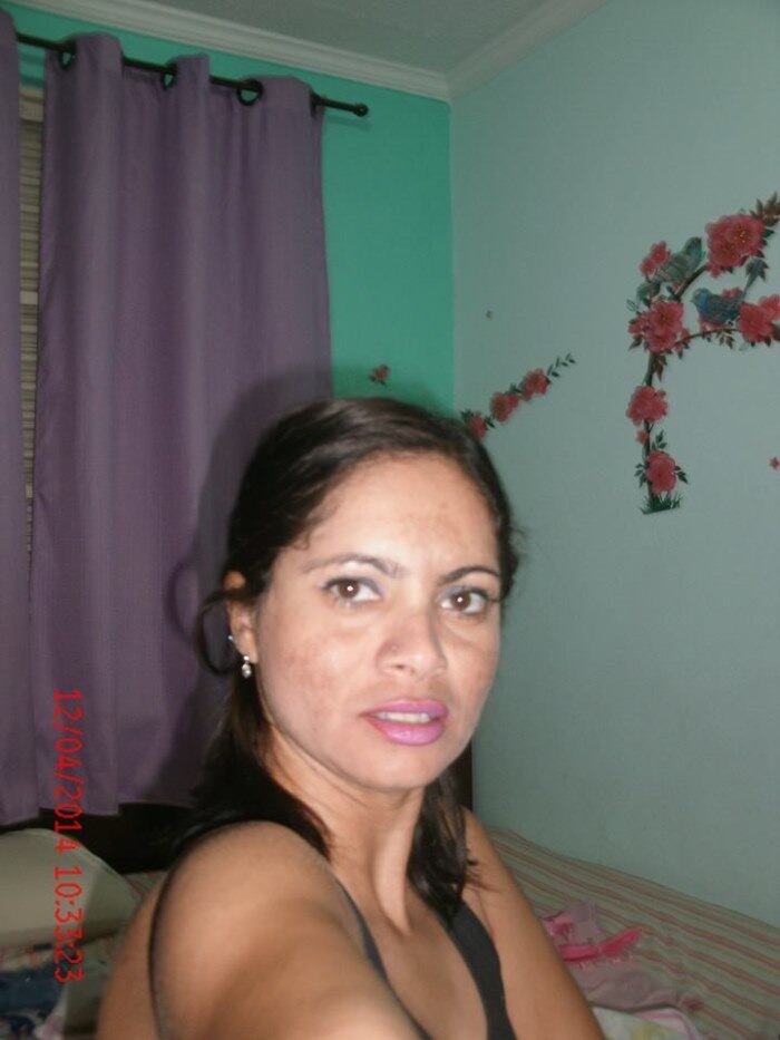 Ela contratou cinco homens que moravam no mesmo bairro para executarem o crime


