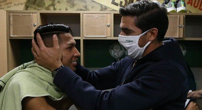 Abel Ferreira, alívio por poder contar, pelo menos com Rony, para o jogo de amanhã