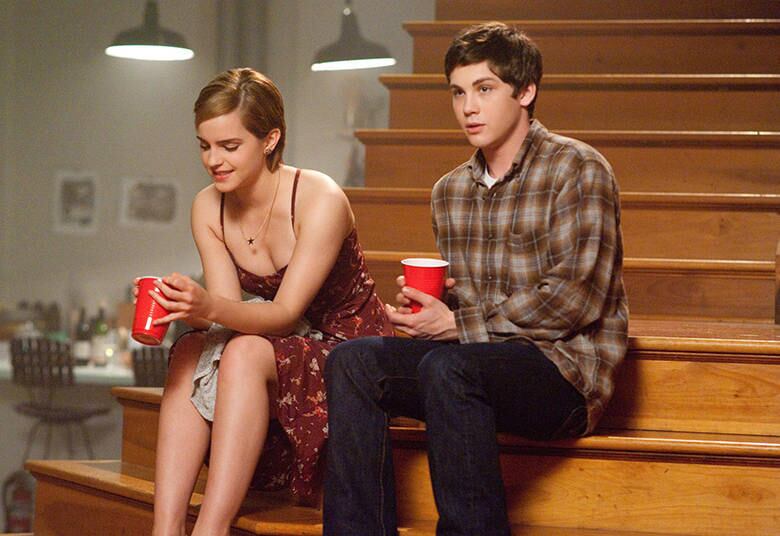 Em As Vantagens de Ser Invisível, a amizade vira amor naturalmente entre Sam e Charlie

Qual casal do cinema faz você acreditar no amor? Vote!
