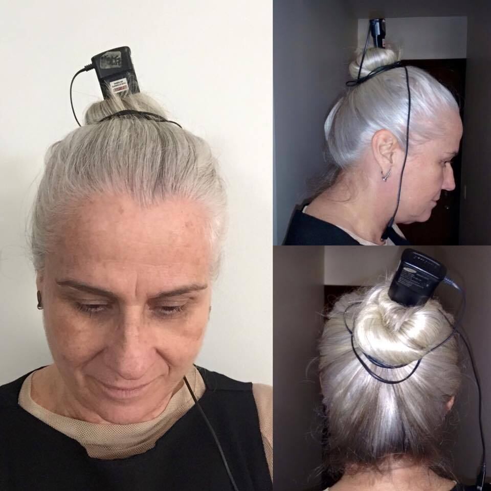 Vera Holtz demorou para se render às redes sociais. Mas agora que ela resolveu entrar para o Facebook, ninguém deveria deixar de segui-la. Cheia de sarcasmo, bom humor e material exclusivo, a página tem tudo para ser tão ou mais bombada que a de Roberta Miranda, uma das celebridades mais adoradas das redes sociais na atualidade