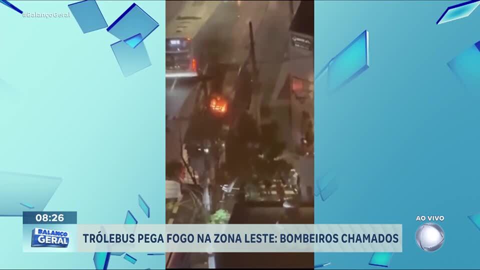Trólebus pega fogo após rede elétrica se romper na zona leste de São Paulo