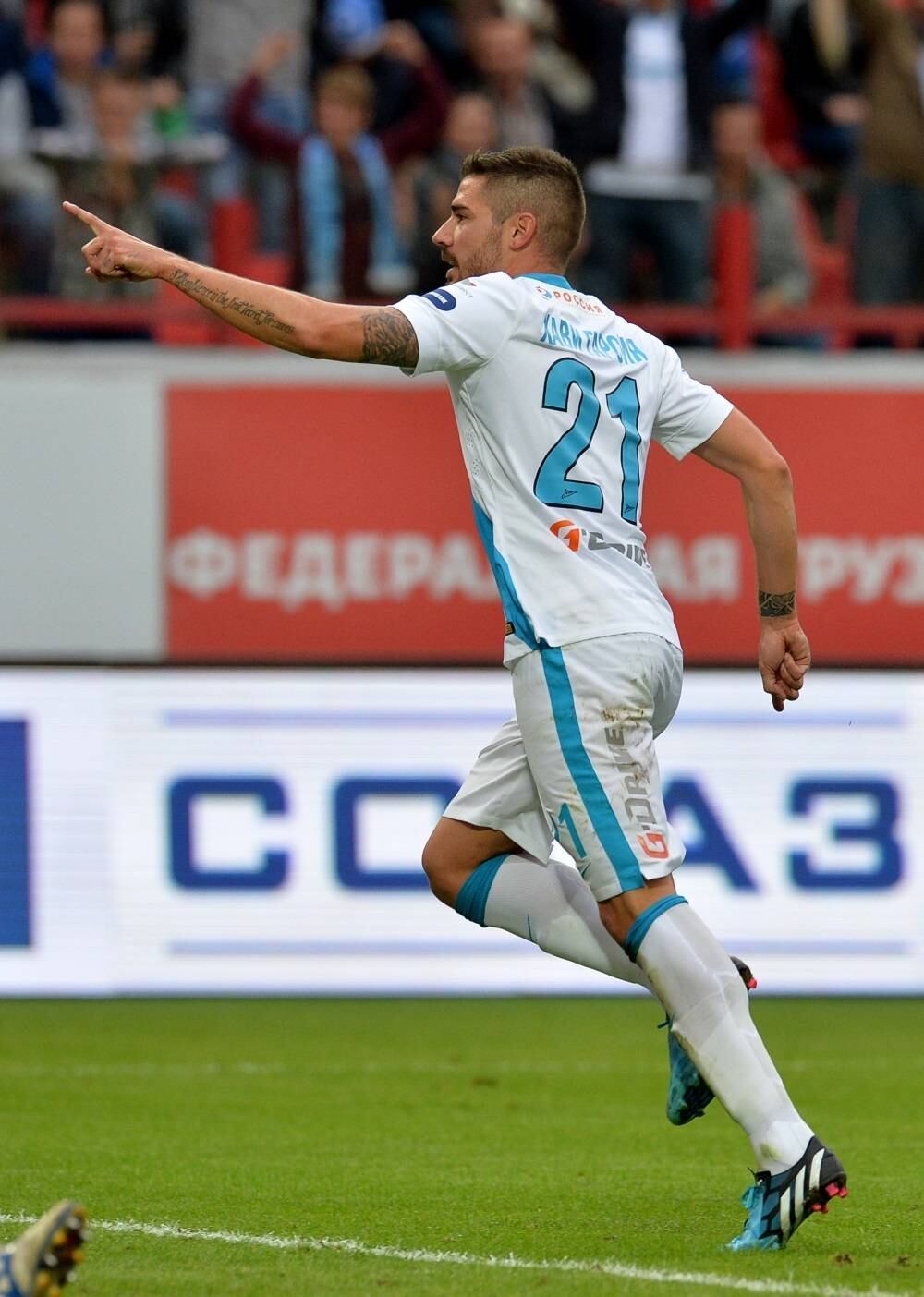Javi Garcia, 27 anos. Espanhol que atua no Zenit. Salário: R$ 14,1 mi anuais