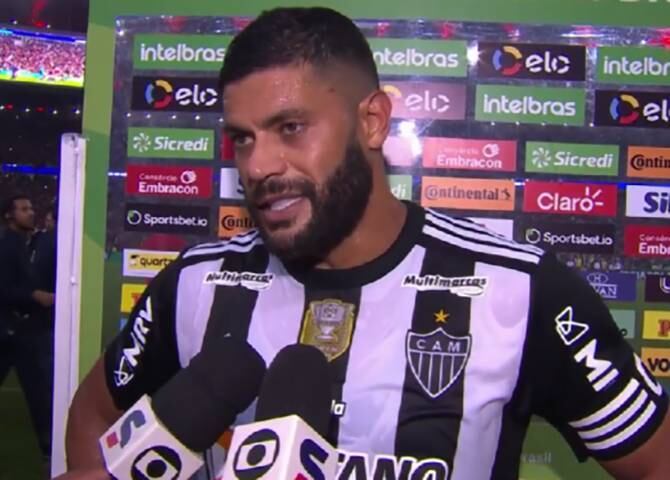 Hulk iniciou a carreira em 2003, na base do São Paulo e, após se profissionalizar e passar por clubes no exterior, ele chegou ao Atlético Mineiro em fevereiro de 2021 e é ídolo.