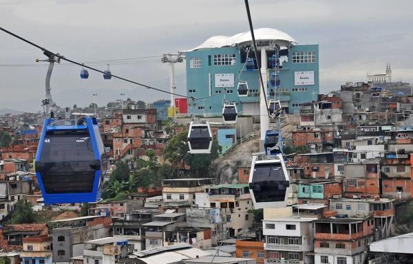 Por dia, cerca de 12 mil pessoas utilizam o teleférico do Alemão
