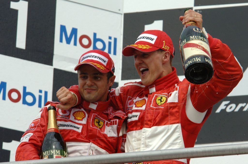 Foi a última corrida de Michael Schumacher pela Ferrari. Heptacampeão era parceiro de Felipe Massa, vencedor no Brasil.