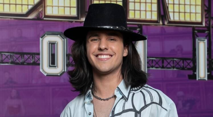 Cauan Jolt
Cantor e ator 
