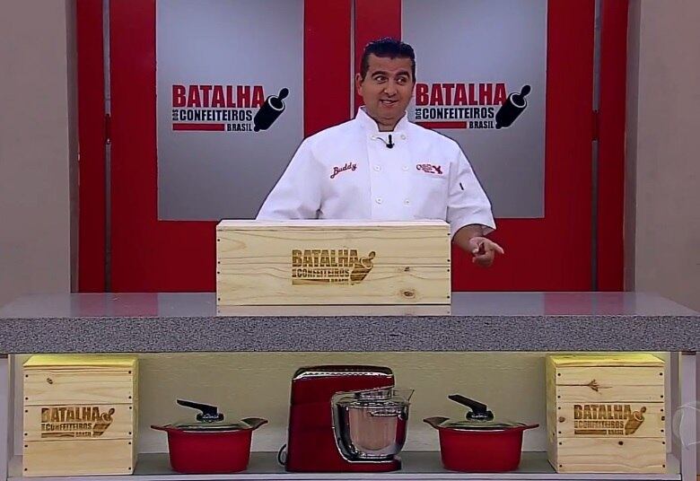 Continue acompanhando a criação das sobremesas bem divertidas no Batalha dos Confeiteiros todas as quartas-feiras, a partir das 22h45, na tela da Record TV.
+Veja o vídeo da reação de Buddy ao ver as esculturas dos participantes!