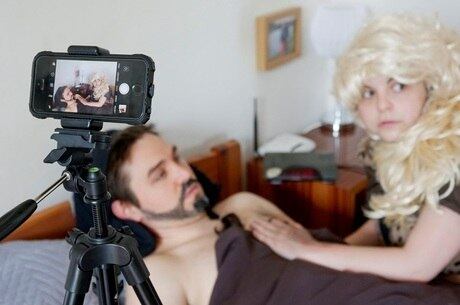 Cenas foram reproduzidas no apartamento do casal