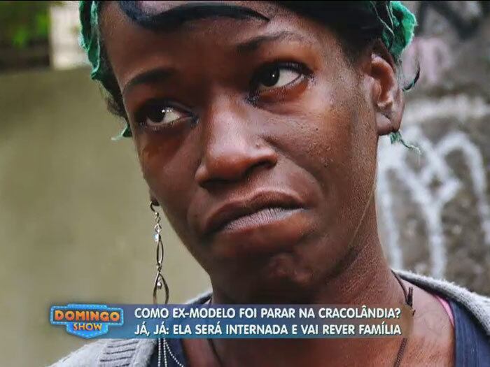 Há 2 anos ela é viciada em crack, mas, antes, já havia experimentado cocaína. "Já ficou pra trás, não vou ter saudade. Olhar pra trás é olhar de saudade e isso eu não quero ter!", disse sobre a Cracolândia
+ Vídeo: Filha pede ajuda para resgatar mãe ex-cabeleireira e modelo da Cracolândia
+ Aproveite e confira as matérias do programa Domingo Show
+ Já curtiu a página do Domingo Show no Facebook? É só clicar!
+ Siga o Domingo Show no Twitter e receba conteúdos exclusivos!