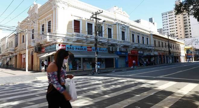 SP fiscalizará estabelecimentos que abrirem sem aval sanitário