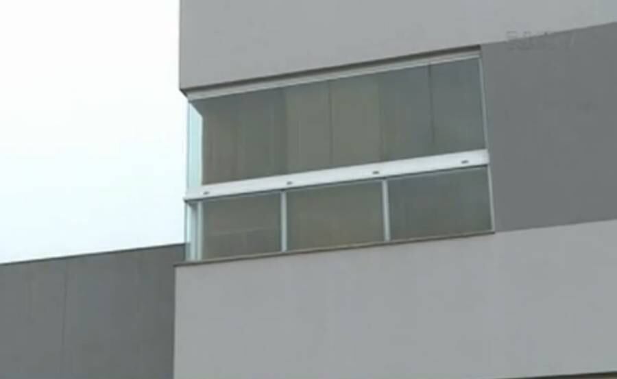 Marici Vital Fernandes, de 62 anos, e o aposentado Jaime de Sousa, de
65, viviam juntos há cinco anos neste apartamento. O casal fazia parte
de um clube da terceira idade e gostava de viajar