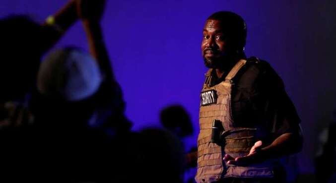 Kanye West dá amostra de nova música antes do lançamento do álbum 'Donda'