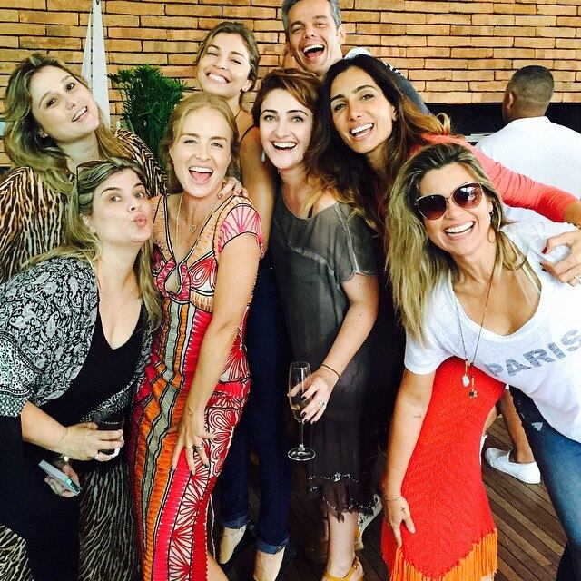 Nesta domingo (30), Angélica completou 41 anos. A apresentadora comemorou ao lado de amigos especiais 