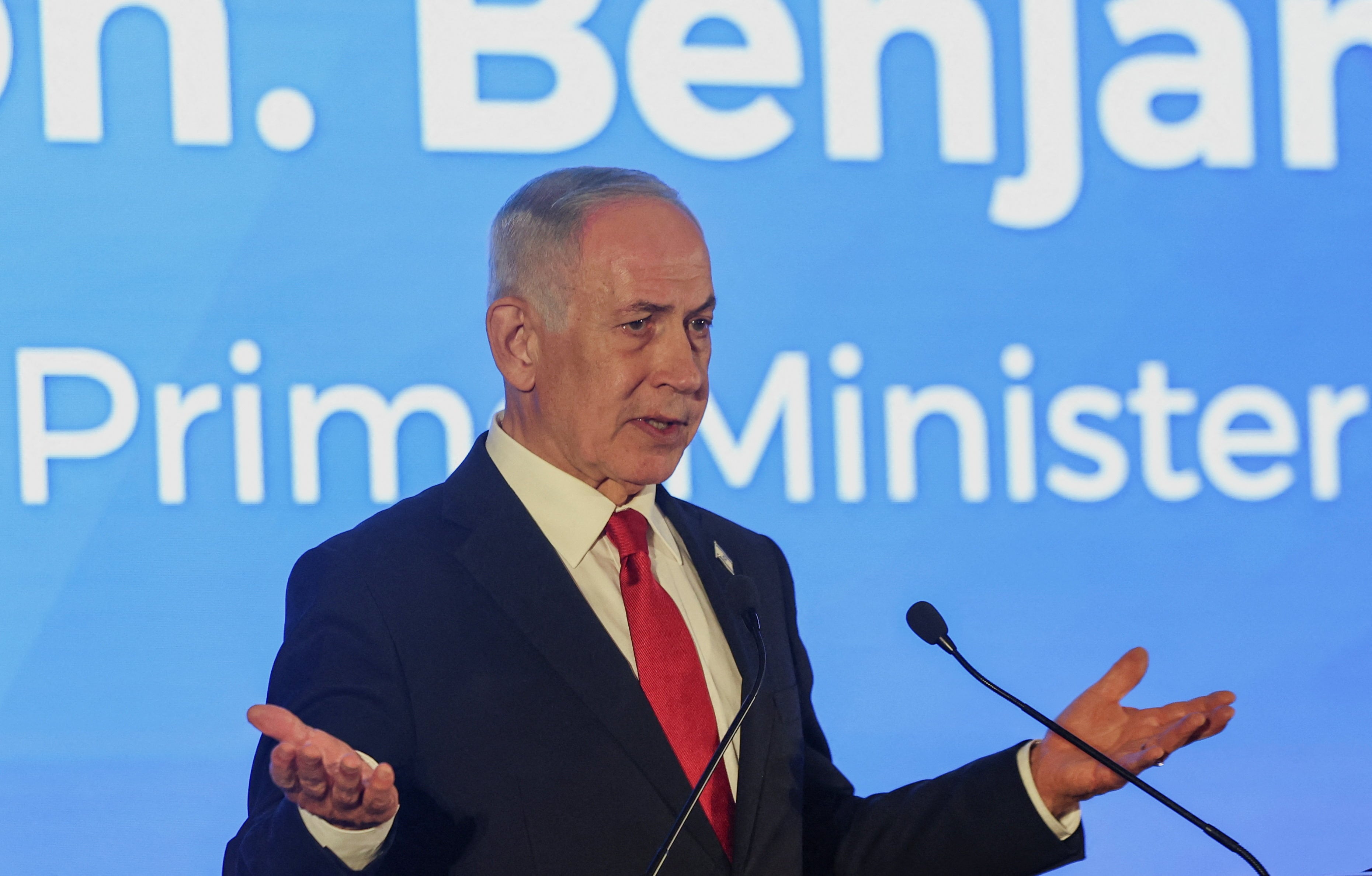 Benjamin Netanyahu faz discurso durante conferência em Jerusalém