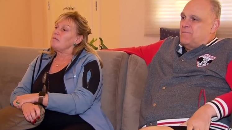 Cris esteve ao lado de Oscar quando ele precisou superar uma lesão no pé que quase encerrou sua carreira — que estava só início. Não foi diferente ao receberem a notícia do câncer no cérebro. Ela conta que era muito difícil lidar com a ideia de que o jogador poderia morrer