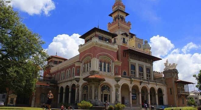 Catavento fica na Avenida Mercúrio, Parque Dom Pedro II, s/n, São Paulo