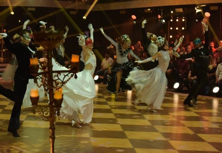 Com palco luxuoso, os técnicos e estrelas do Dancing Brasil 3 brilharam ao coreografarem ao som da trilha sonora do filme O Fantasma da Ópera. O palco se tornou um verdadeiro baile de máscaras! 