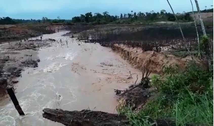 Barragem segurava argila e areia e não oferece riscos