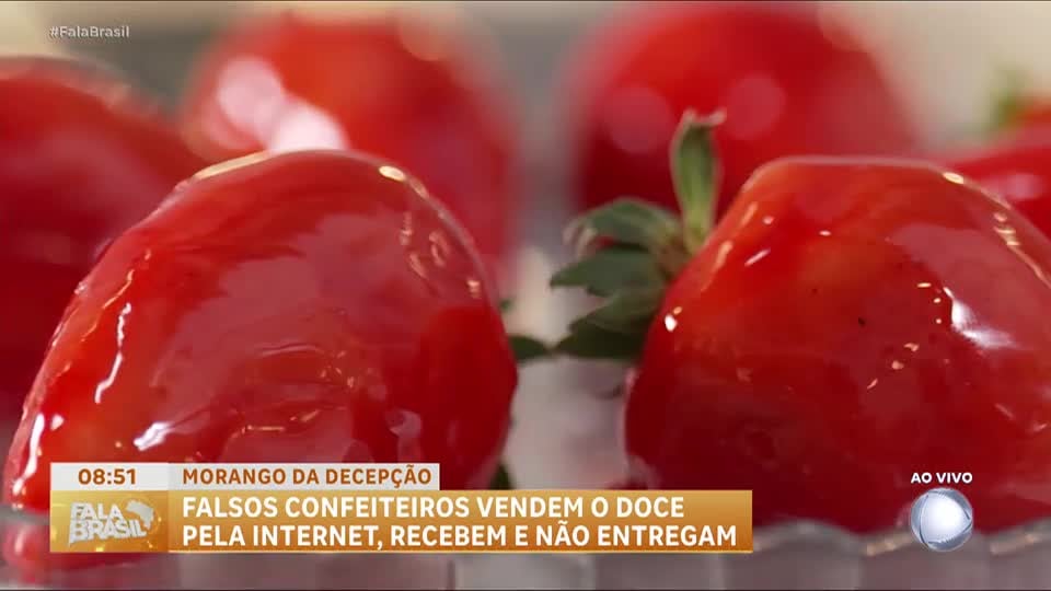 Criminosos usam morango do amor para aplicar golpes digitais