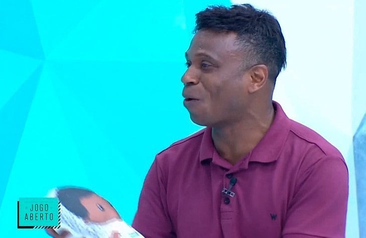 O ex-jogador Edílson Capetinha deixou a Bandeirantes. No início deste ano, Edílson saiu do programa