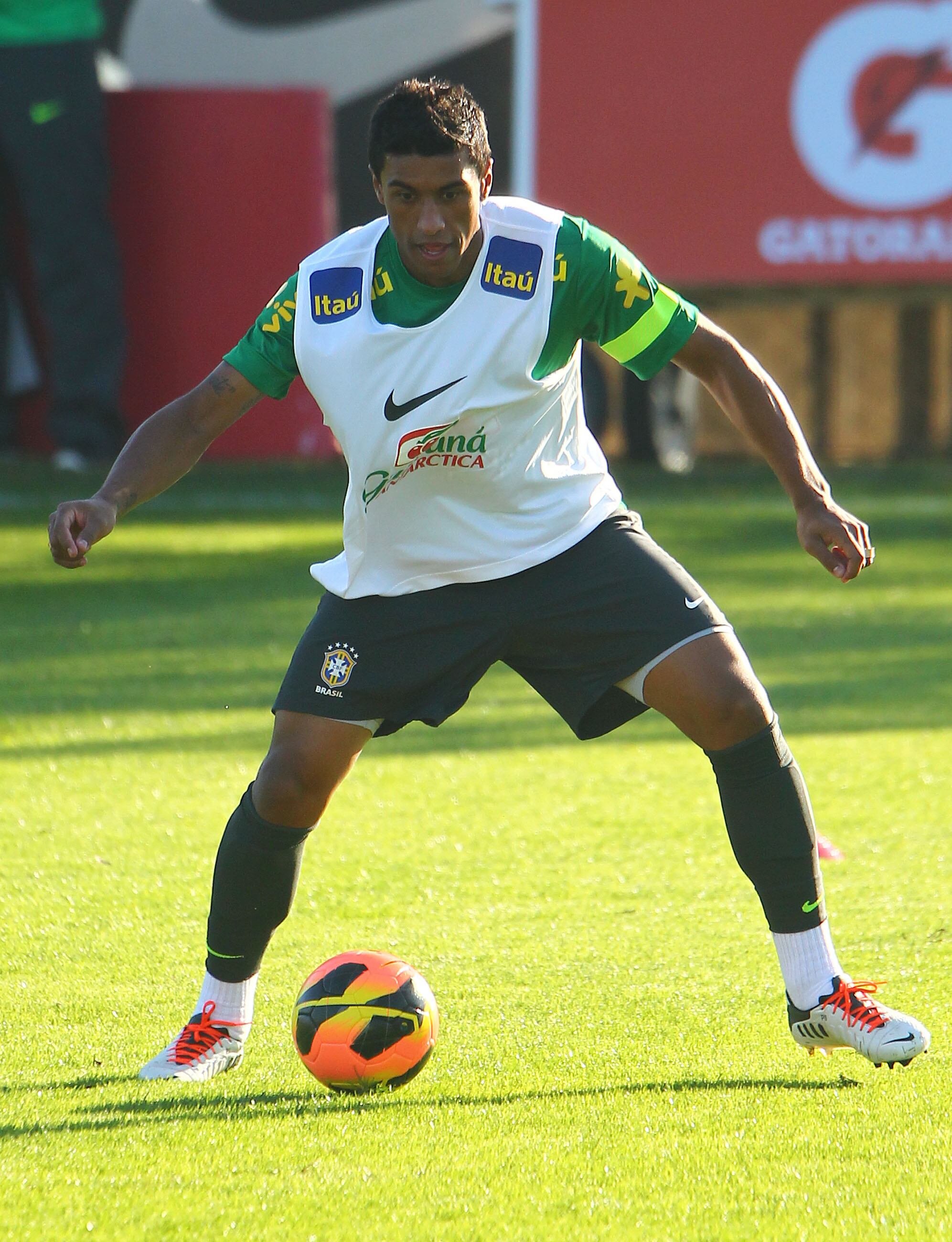 Outros times que demonstraram interesse em Paulinho foram o novo rico da Europa, Monaco, e também o clube que é recheado de brasileiros, o Shakhtar Donetsk. Especula-se que a proposta dos clubes seria irrecusável
