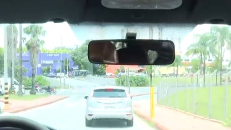 Apesar da intensa movimentação do shopping, que estava lotado, ninguém percebeu a ação dos sequestradores, nem mesmo os seguranças do local. O percurso feito no dia foi realizado novamente pela equipe do programa, que mostrou como tudo aconteceu com naturalidade, sem levantar suspeitas