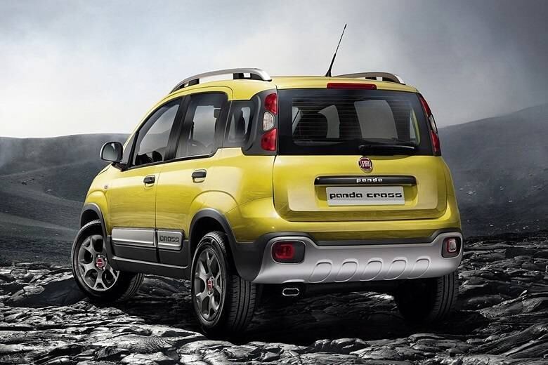 O câmbio de seis marchas é padrão e teve a primeira relação encurtada, para realçar a capacidade off-road

Veja a cobertura completa do Salão do Automóvel de Genebra 2014

Saiba tudo sobre carros! Acesse R7.com/carros