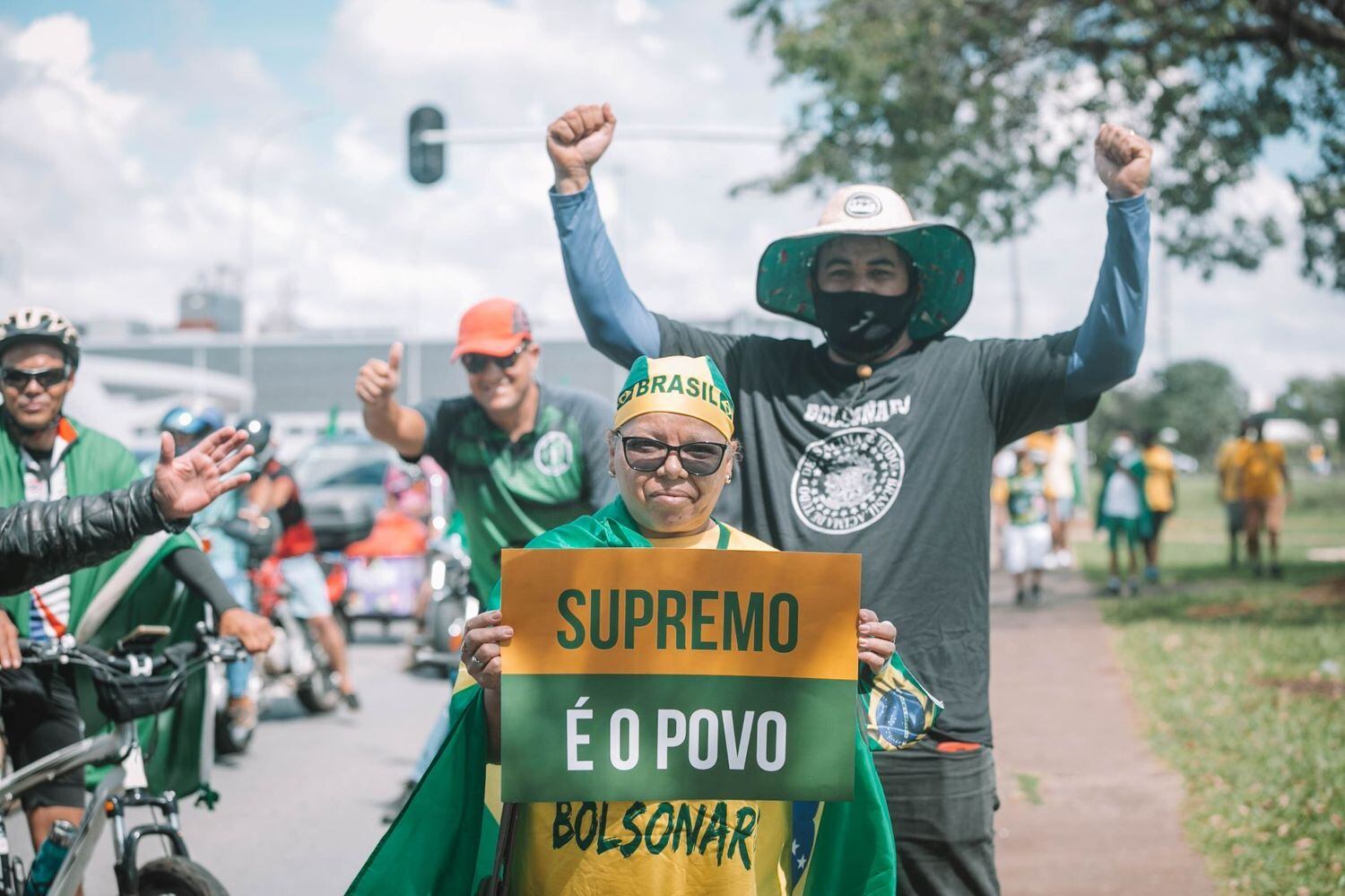 Protesto também teve como alvo os ministros do Supremo Tribunal Federal