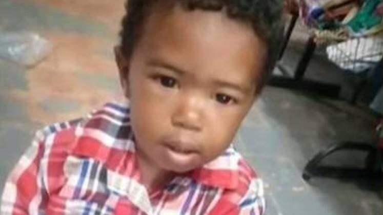 Luiz Fernando, de três anos, que foi encontrado morto na casa de uma vizinha, onde brincava na noite do dia 20 de julho de 2021, em Salvador (BA). O menino foi assassinado na casa de vizinhas enquanto brincava. A criança estava em um saco plástico, desacordada. Daniela, mãe do garoto, tentou prestar socorro, mas ele chegou sem vida à Unidade de Pronto Atendimento (UPA). As suspeitas de terem supostamente cometido este crime foram mortas