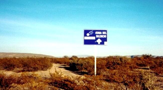 A zona silenciosa de Durango, no México, é conhecida por seu silêncio absoluto e por sua capacidade aparente de atrair objetos do céu, incluindo um míssil de teste e um enorme meteorito 

