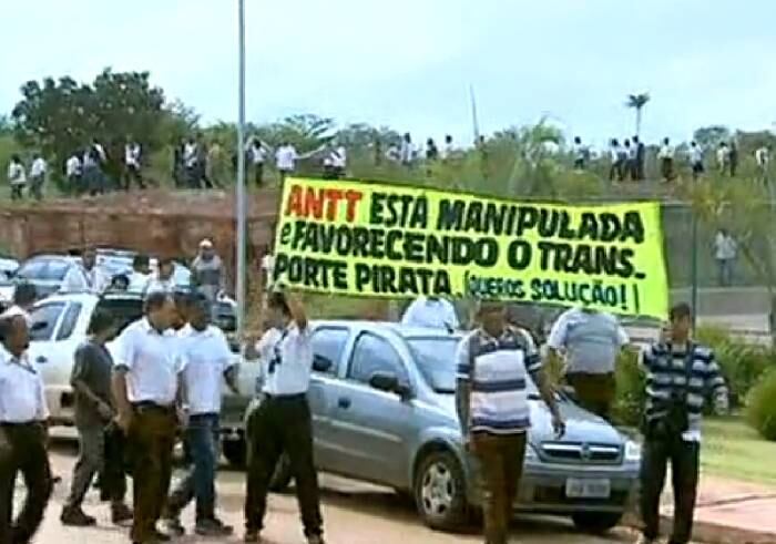 De acordo com o sindicato, a agência tinha se comprometido a recolocar no mercado mais de dois mil funcionários