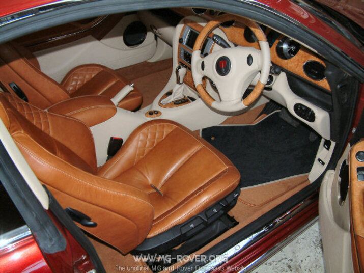 Fábrica fantasma da MG Rover