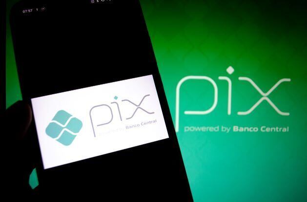 Empresas terão até maio para ajustar terceirizações indevidas no Pix
