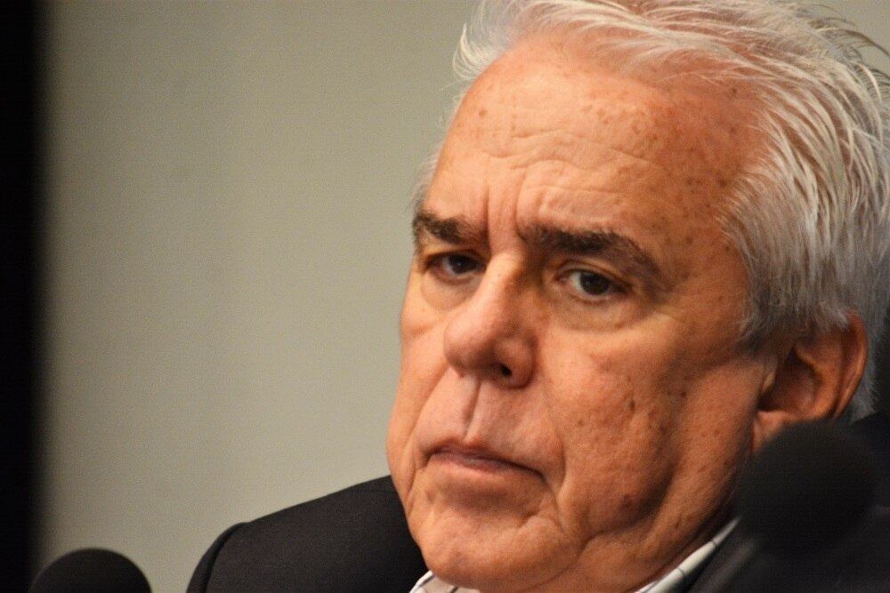 Presidente da estatal quer mudança na legislação