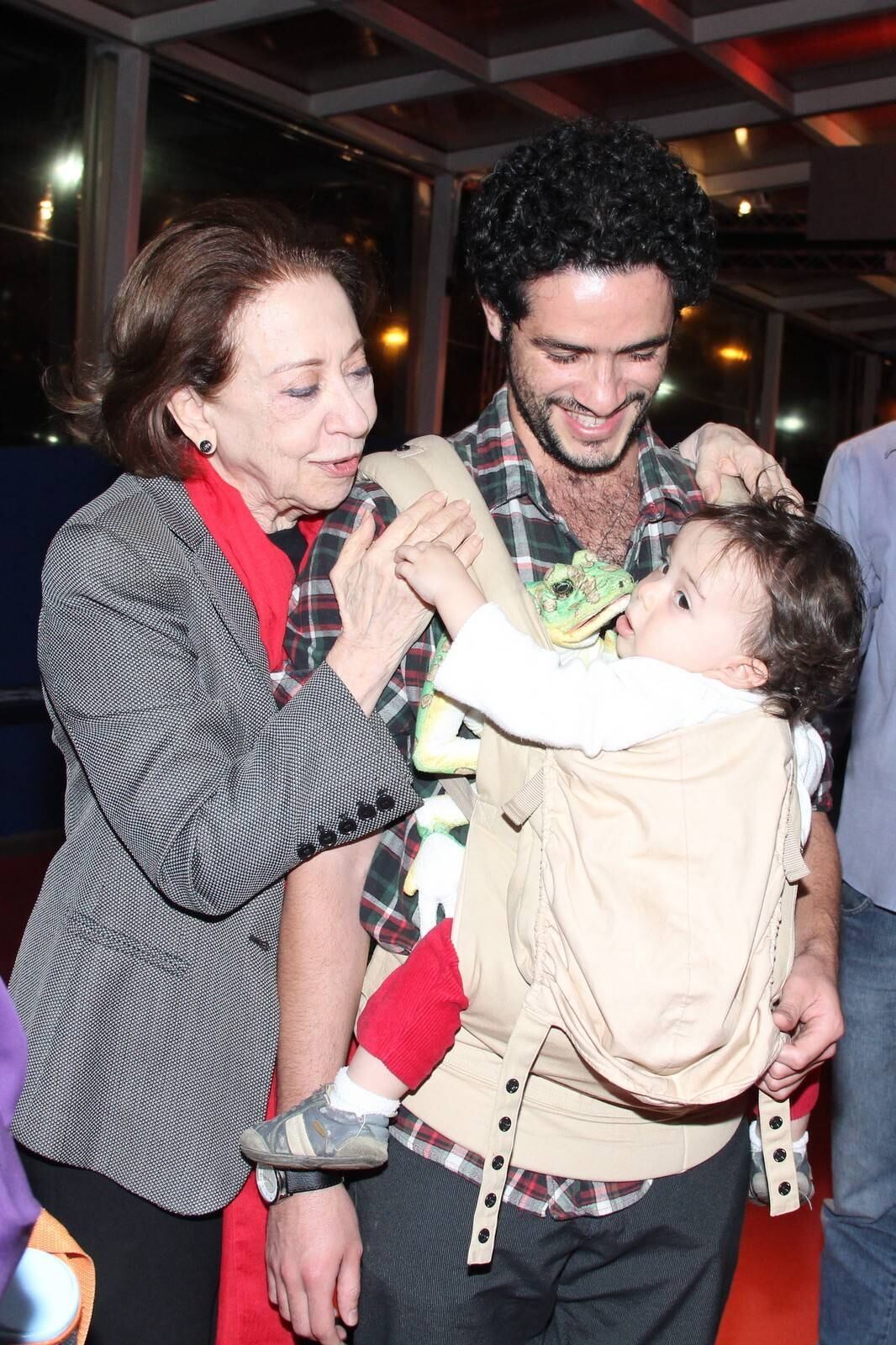 Fofa, ela brincou bastante com a criança