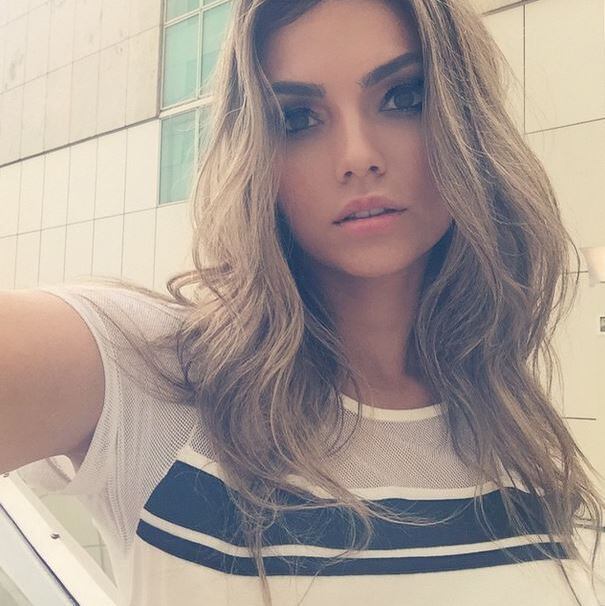 A bela que está na foto atende pelo nome de Kelly Key? Tem certeza?

Texto: Rafael Molica

+ Quer saber tudo sobre o Programa da Sabrina? Siga o perfil no Twitter

+ A atração da japa mais famosa do Brasil também está no Facebook. Curta!
