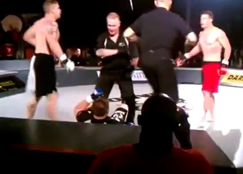 Nas regras do MMA, essa interrupção seria nocaute técnico
