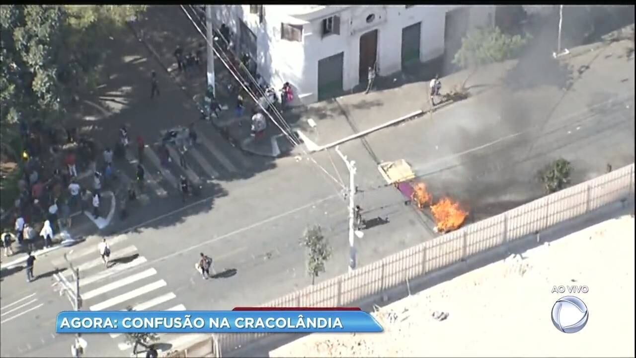 Abordagem da polícia a um traficante causou tumulto na Cracolândia, centro de SP