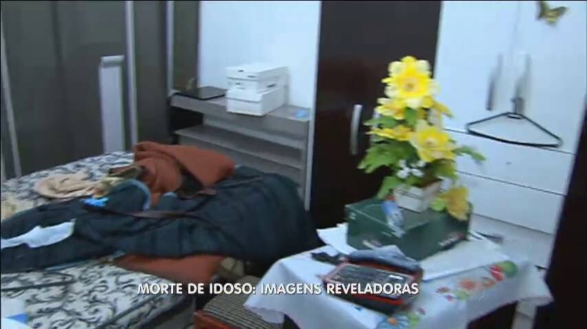 No final do dia 15, sentindo falta de Silva, um amigo chamou um chaveiro para abrir a porta do apartamento, que estava todo revirado. O corpo foi encontrado em cima da cama com um fio de telefone enrolado no pescoço. Em cima da mesa, havia um currículo no nome de um homem de 23 anos