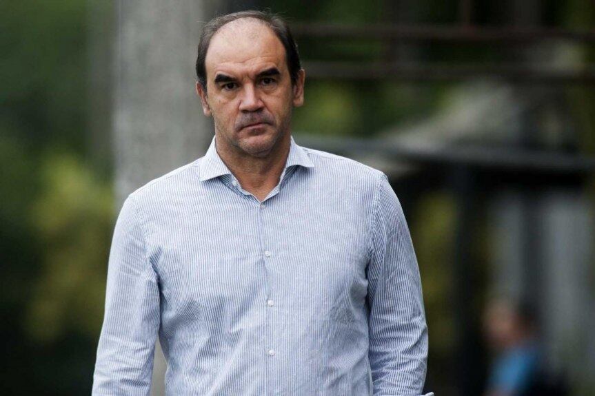Ricardo Gomes é mais um integrante da lista. Em 2004 comandou Flamengo e Fluminense. Em 2011, o Vasco da Gama e na temporada 2015-2016, o Botafogo.