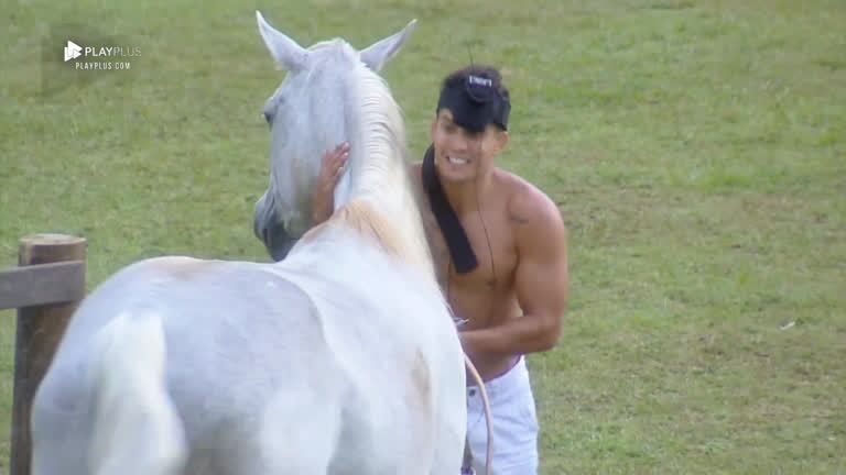 O peão trabalhou muito nos mais de 70 dias que ficou confinado. A atividade com Ding era uma das preferidas do atleta que se divertia com a égua 