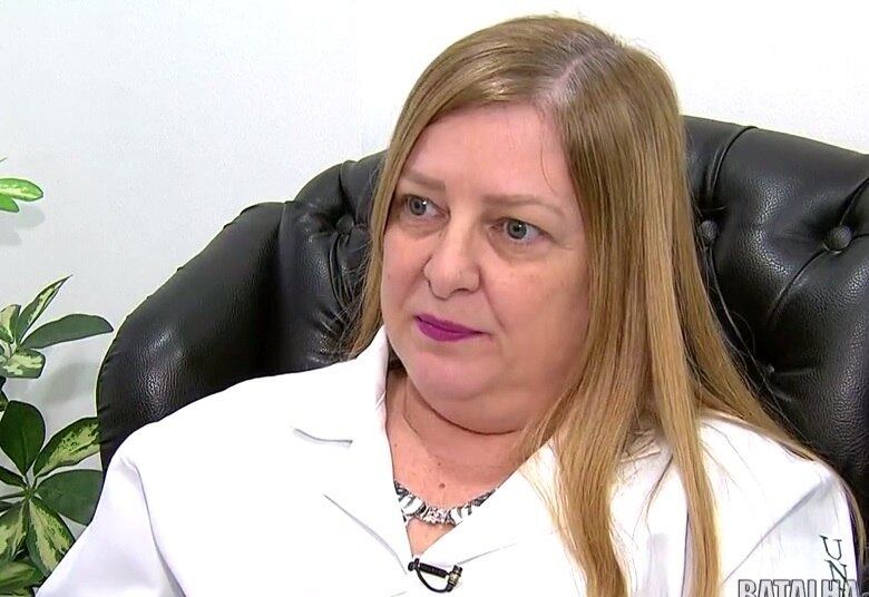 Ela também afirma que, por mais difícil que seja, relaxar e
dedicar tempo para si mesma é importante para o equilíbrio emocional, para
curtir a festa, a cerimônia e aproveitar esse momento tão esperado