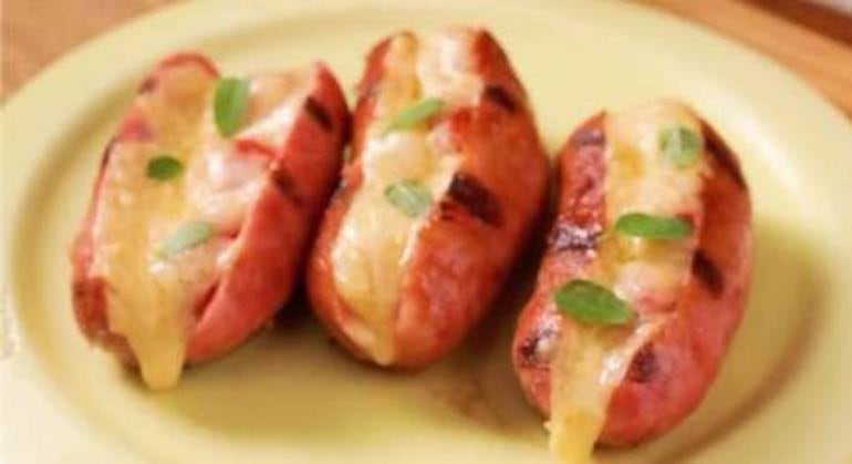 Toscana Picante Recheada é uma das cinco receitas simples e gostosas com linguiça Aurora que você pode fazer em casa