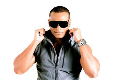 Banda comandada por Tony Salles faz show no município de Inhambupe