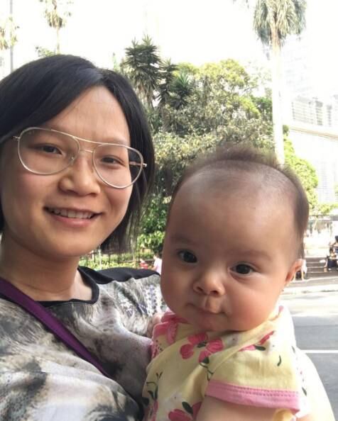 O anúncio da gravidez veio dois meses depois, em dezembro, o que deixou os fãs enlouquecidos.

— Meu Deus, a Jiang ta grávida! Vai ser muito linda igual a mãe! #ceboragravida