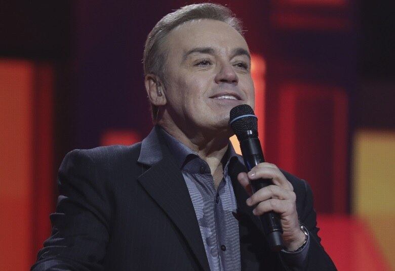 No quinto episódio, os participantes vão interpretar faixas de nomes como
Shakira e Anitta. Quem será que vai continuar na competição?