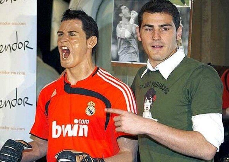 Iker Casillas, na época em que defendia o Real Madrid, também foi homenageado