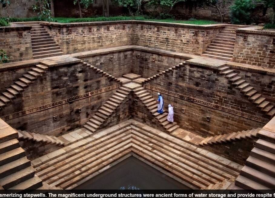 Esta foto tirada em 2002 mostra as estruturas subterrâneas que funcionavam para armanezar água e fornecer um refúgio do calor

(As informações são do Daily Mail)